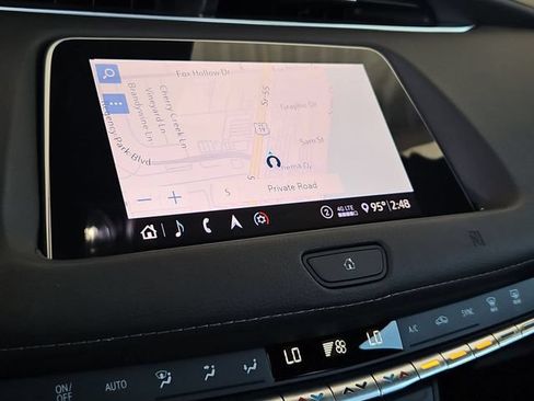 Used 2020 Cadillac XT4 Premium Luxury w/ Driver Awareness Package FWD image 17