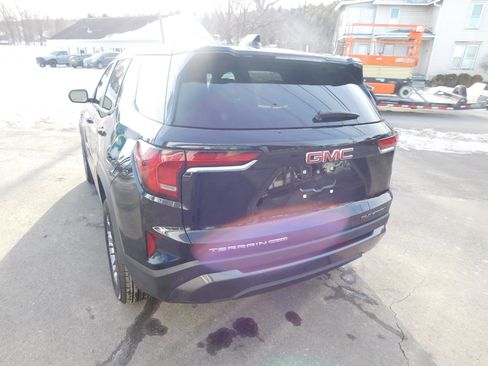 Used 2025 GMC Terrain Elevation image 6