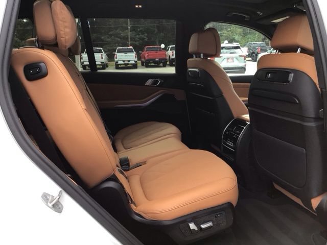 Used 2023 BMW X7 xDrive40i w/ Executive Package AWD/4WD image 22