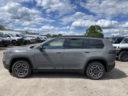 New 2026 Jeep Cherokee Limited AWD/4WD image 3