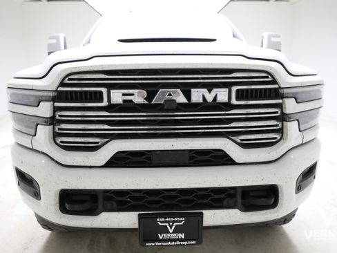 Used 2025 RAM 2500 Laramie w/ Sport Appearance Package image 7