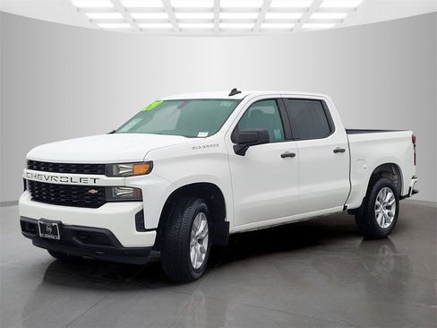 Used 2020 Chevrolet Silverado 1500 Custom w/ Custom Value Package image 8