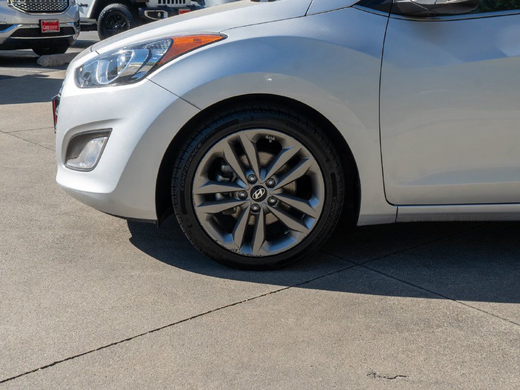 Used 2016 Hyundai Elantra GT w/ Option Group 03 FWD image 28