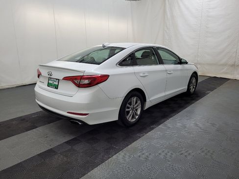 Used 2017 Hyundai Sonata SE FWD image 9