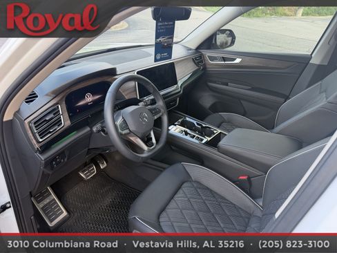 Certified 2026 Volkswagen Atlas SEL Premium R-Line AWD/4WD image 7