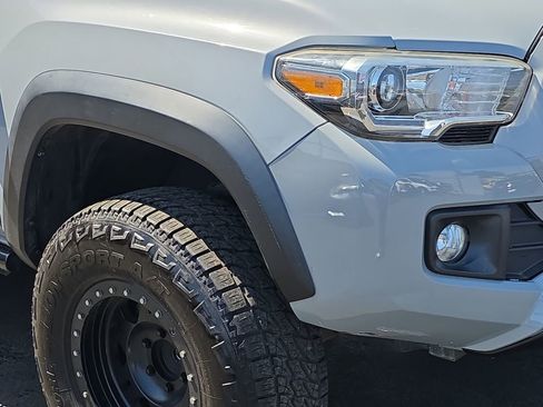 Used 2019 Toyota Tacoma TRD Off-Road RWD image 24