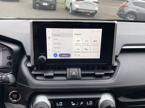 Certified 2025 Toyota RAV4 XLE AWD/4WD image 22