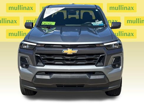 Used 2025 Chevrolet Colorado LT w/ LT Convenience Package RWD image 14