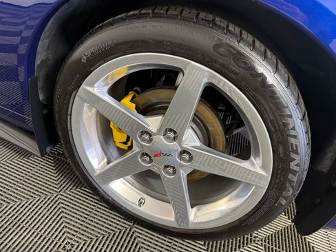Used 2006 Chevrolet Corvette Coupe w/ Preferred Equipment Group image 12