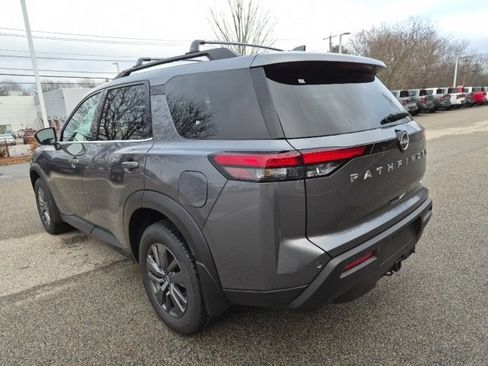 New 2025 Nissan Pathfinder SV w/ SV Premium Package image 8