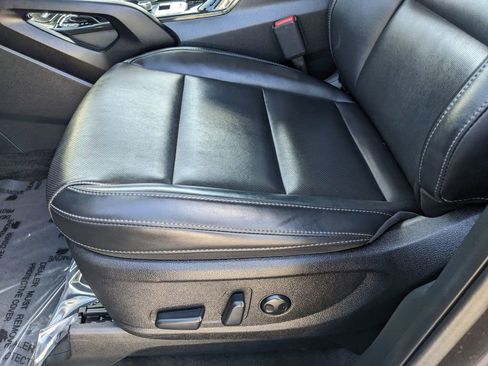 Certified 2025 Kia Telluride S image 22