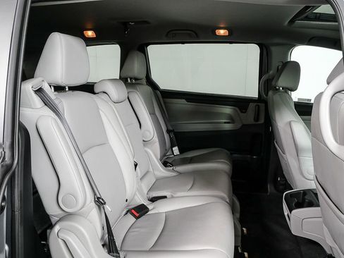 Used 2022 Honda Odyssey EX-L image 21