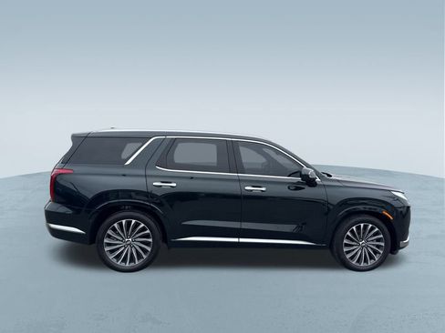Used 2024 Hyundai Palisade Calligraphy image 8