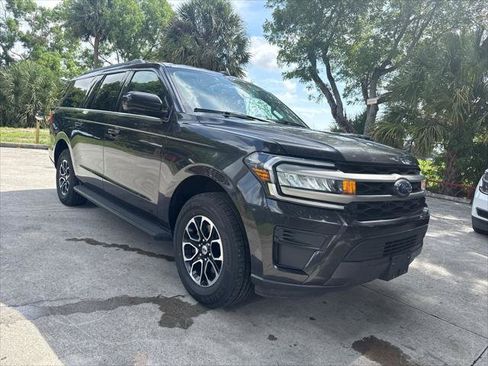 Used 2024 Ford Expedition Max XLT AWD/4WD image 22