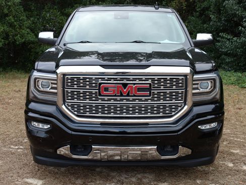 Used 2017 GMC Sierra 1500 Denali image 7
