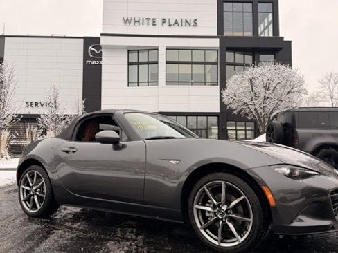 Used 2023 MAZDA MX-5 Miata Grand Touring image 1