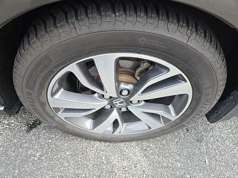 Used 2022 Honda Odyssey Touring image 11