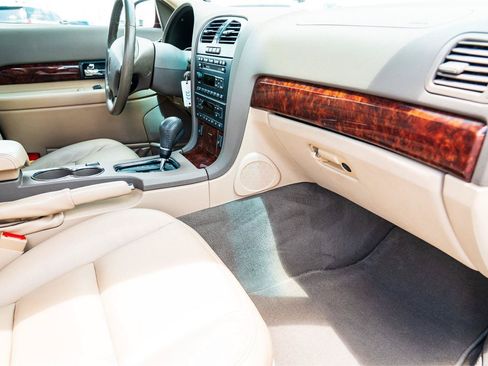 Used 2002 Lincoln LS RWD image 19