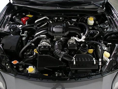 Used 2024 Subaru BRZ tS image 30