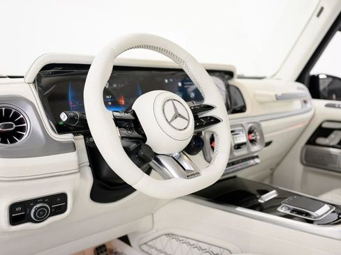 Used 2025 Mercedes-Benz G 63 AMG 4MATIC image 36