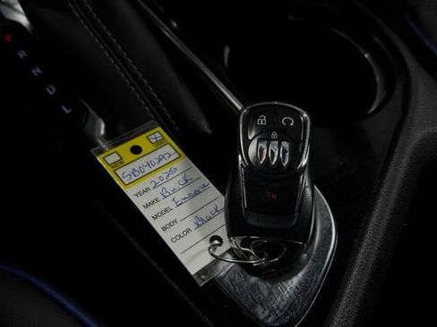 Used 2025 Buick Encore GX Sport Touring image 34