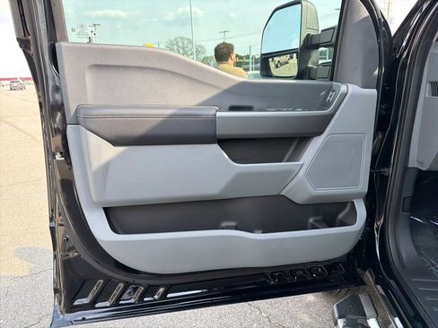 New 2026 Ford F350 XLT w/ 360-Degree Camera Package image 12