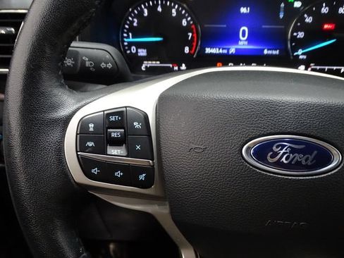 Used 2023 Ford Explorer Limited AWD/4WD image 27