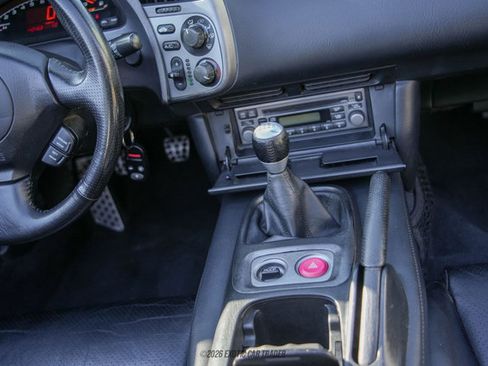 Used 2002 Honda S2000 image 38