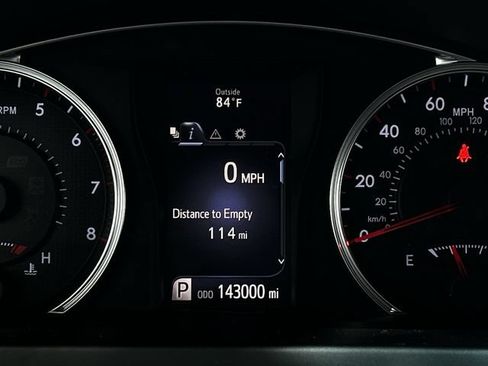 Used 2017 Toyota Camry SE FWD image 17