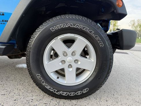 Used 2016 Jeep Wrangler Unlimited Sport w/ Quick Order Package 23S AWD/4WD image 36