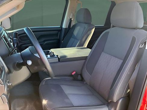 Used 2023 Nissan Titan S w/ S Utility Package image 7