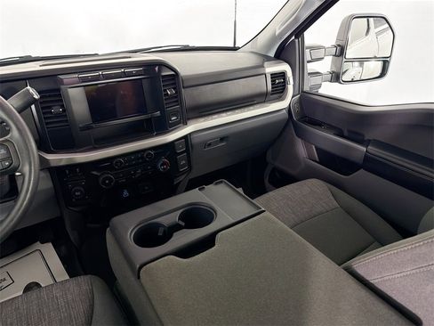 Used 2024 Ford F250 XLT w/ 360-Degree Camera Package image 20
