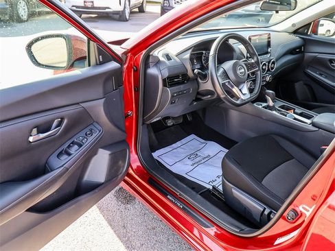 Used 2025 Nissan Sentra SV w/ All-Weather Package image 21