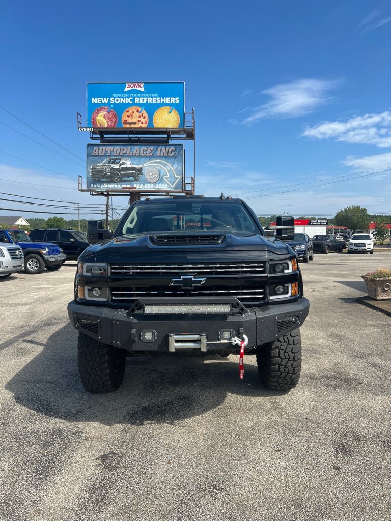 Used 2018 Chevrolet Silverado 2500 LTZ w/ Duramax Plus Package AWD/4WD image 2