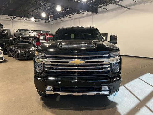 Used 2021 Chevrolet Silverado 3500 High Country image 8