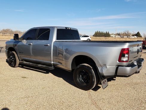 Used 2024 RAM 3500 Big Horn w/ Night Edition image 2