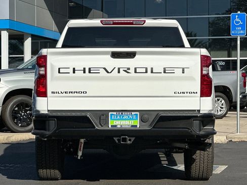 New 2026 Chevrolet Silverado 1500 Custom Trail Boss w/ Turbomax Blackout Package image 4