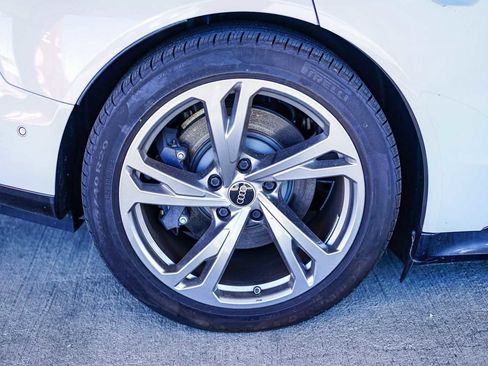 Used 2023 Audi e-tron GT Prestige w/ Prestige Package image 10