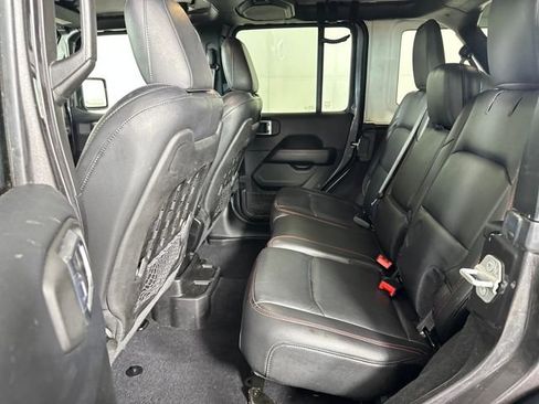 Used 2019 Jeep Wrangler Unlimited Rubicon AWD/4WD image 24