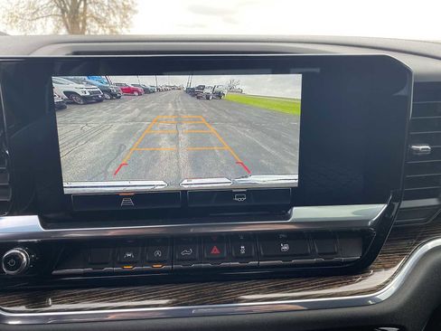 Used 2024 GMC Sierra 1500 Elevation image 15