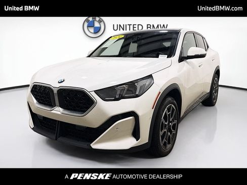 Used 2024 BMW X2 xDrive28i w/ Premium Package AWD/4WD image 1