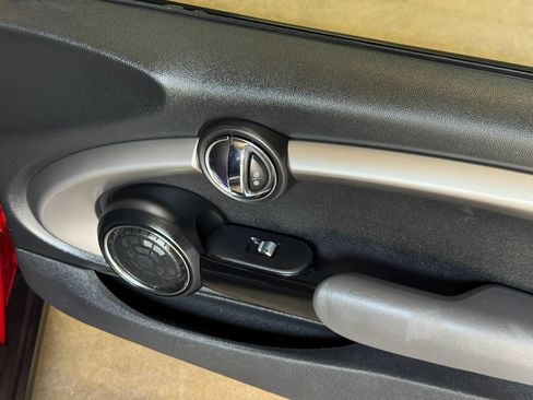 Used 2014 MINI Cooper S FWD image 18