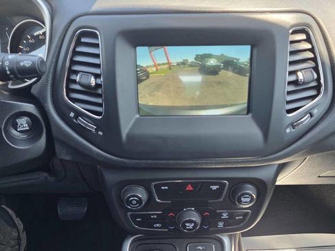 Used 2020 Jeep Compass Sport AWD/4WD image 15