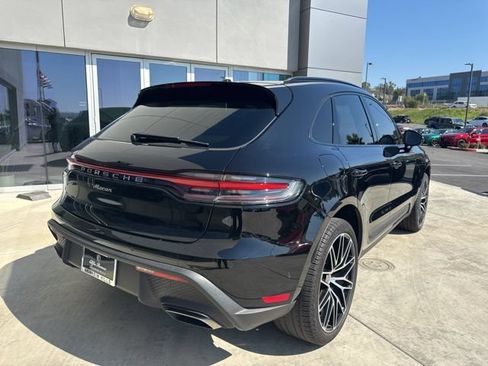 Used 2023 Porsche Macan AWD/4WD image 7