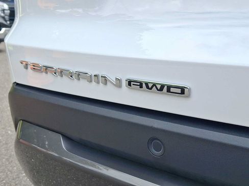 Used 2026 GMC Terrain Elevation w/ Technology Package II AWD/4WD image 31
