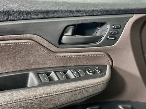 Used 2021 Honda Odyssey EX-L image 15