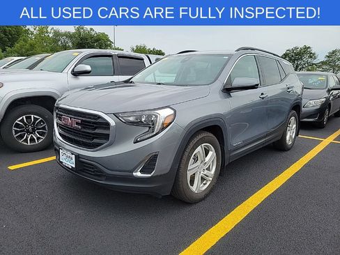 Used 2020 GMC Terrain SLE w/ Driver Convenience Package FWD image 2