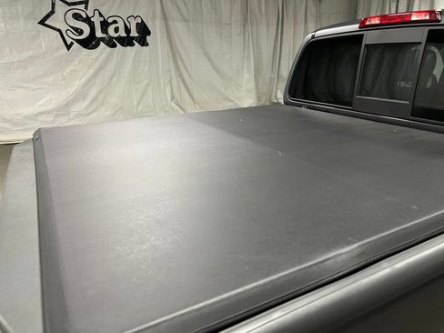 Used 2021 Nissan Frontier SV AWD/4WD image 15