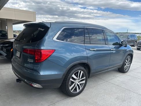 Used 2016 Honda Pilot Touring image 3