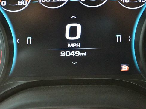 Used 2018 Chevrolet Camaro ZL1 RWD image 39